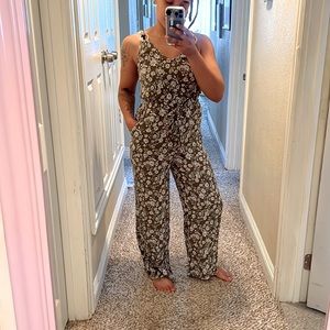 NO BOUNDARIES Floral Jumpsuit